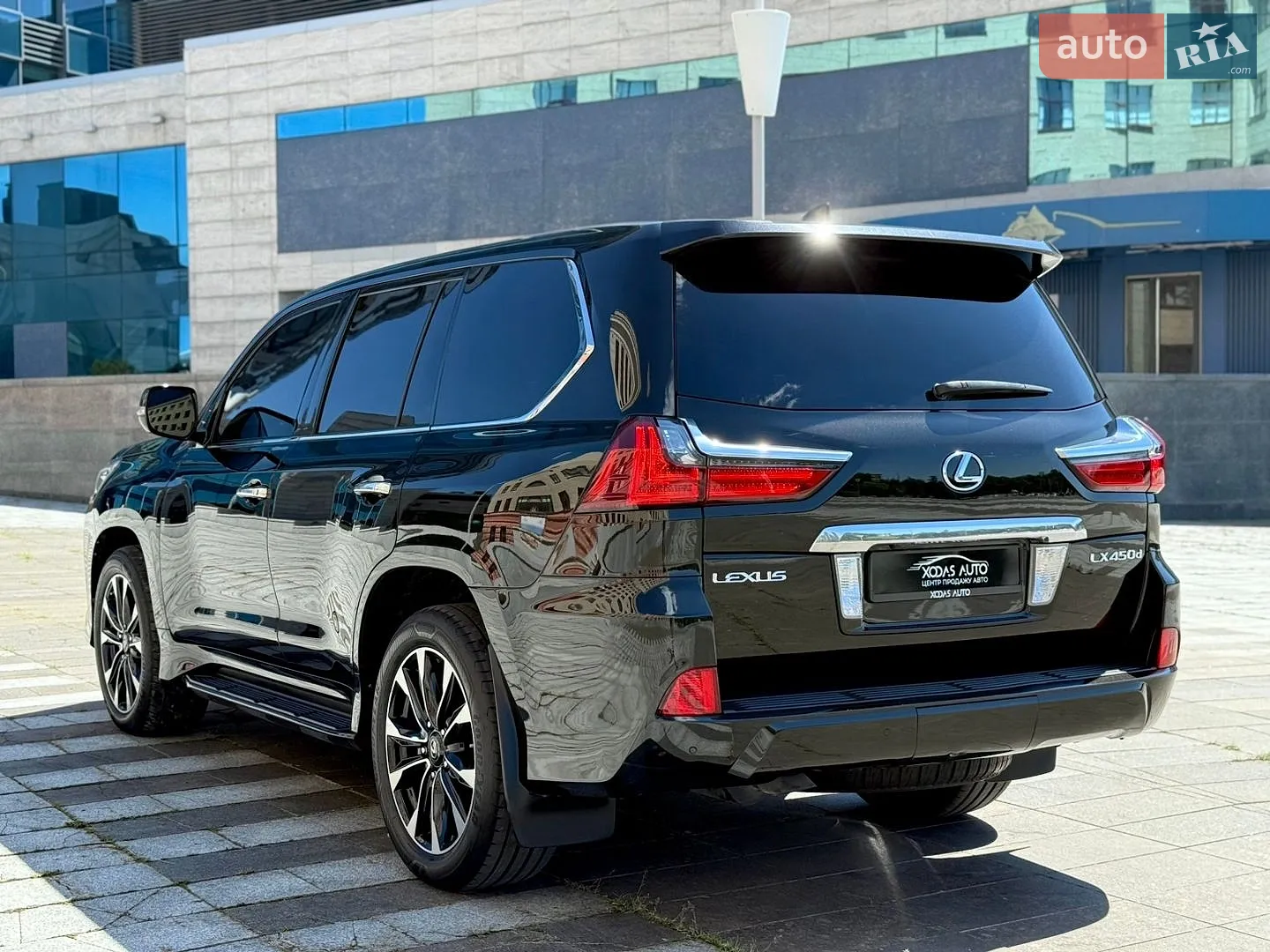 2017 Lexus LX - мініатюра 9