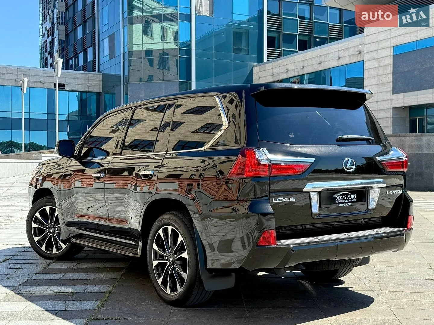 2017 Lexus LX - мініатюра 8