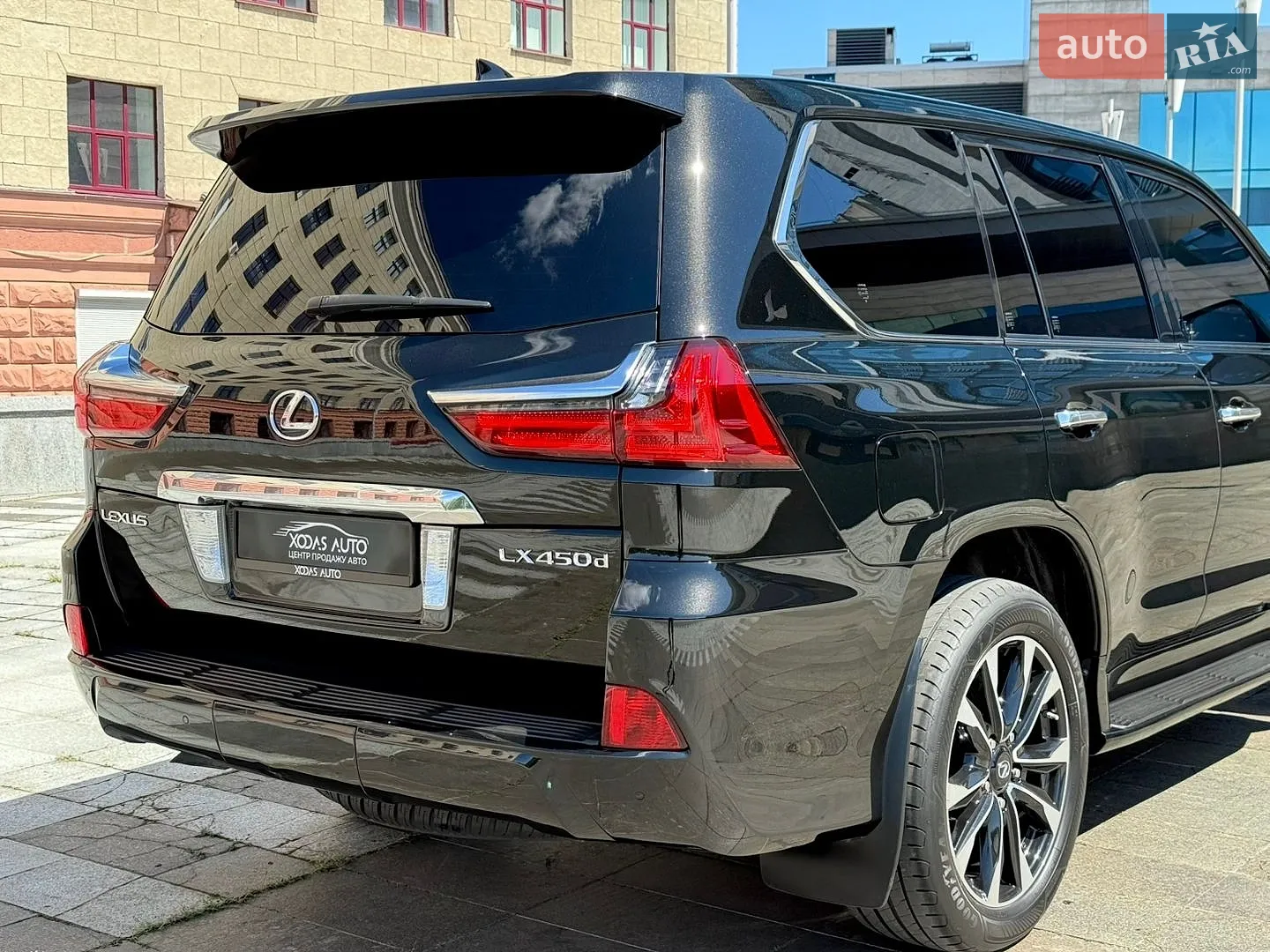 2017 Lexus LX - мініатюра 13
