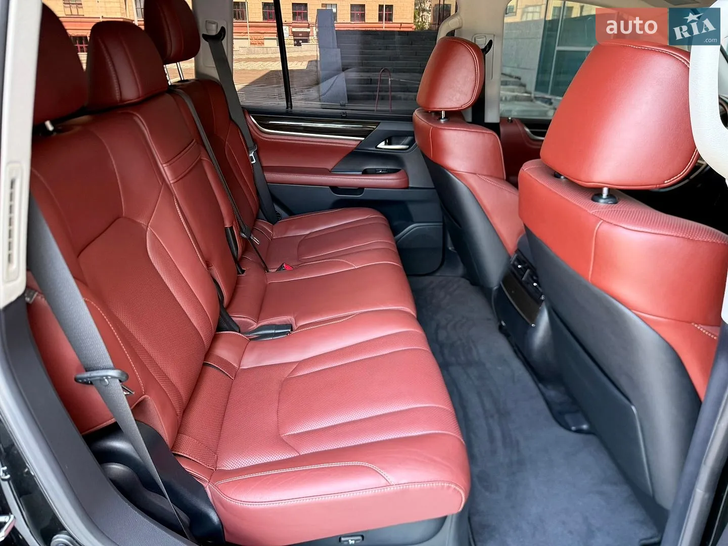 2017 Lexus LX - мініатюра 23