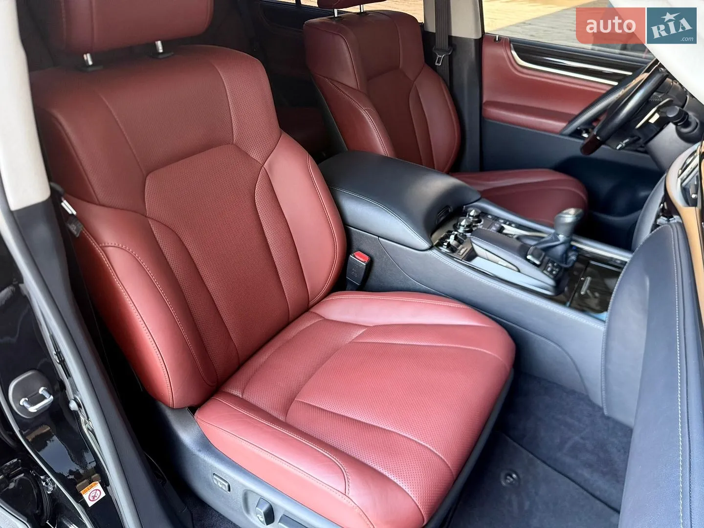 2017 Lexus LX - мініатюра 27