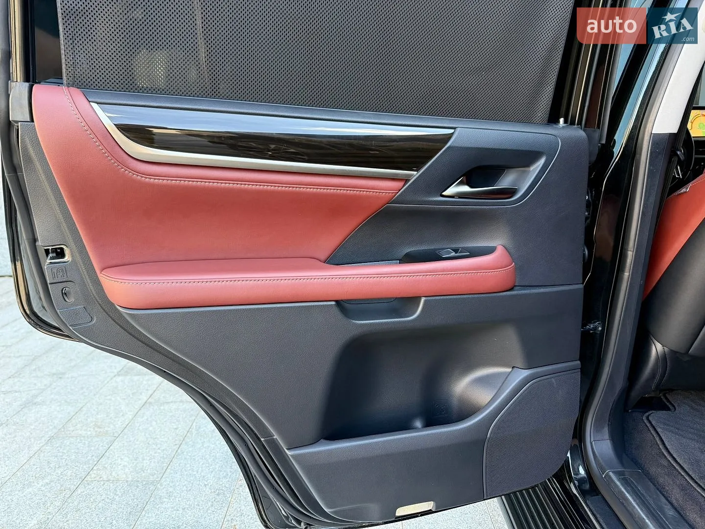 2017 Lexus LX - мініатюра 17