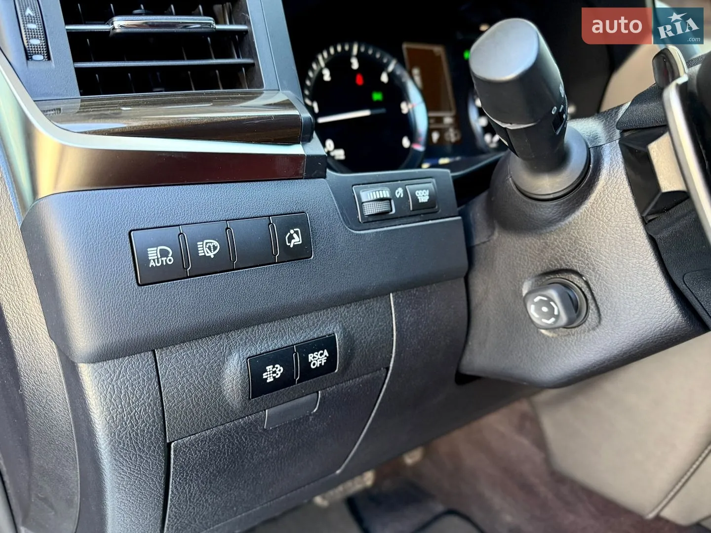 2017 Lexus LX - мініатюра 35