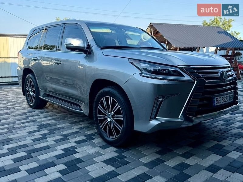 Внедорожник / Кроссовер Lexus LX 2017 в Благовещенском фото 7 Внедорожник / Кроссовер Lexus LX 2017 в Благовещенском