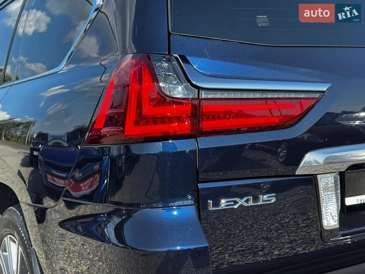 2017 Lexus LX - мініатюра 9