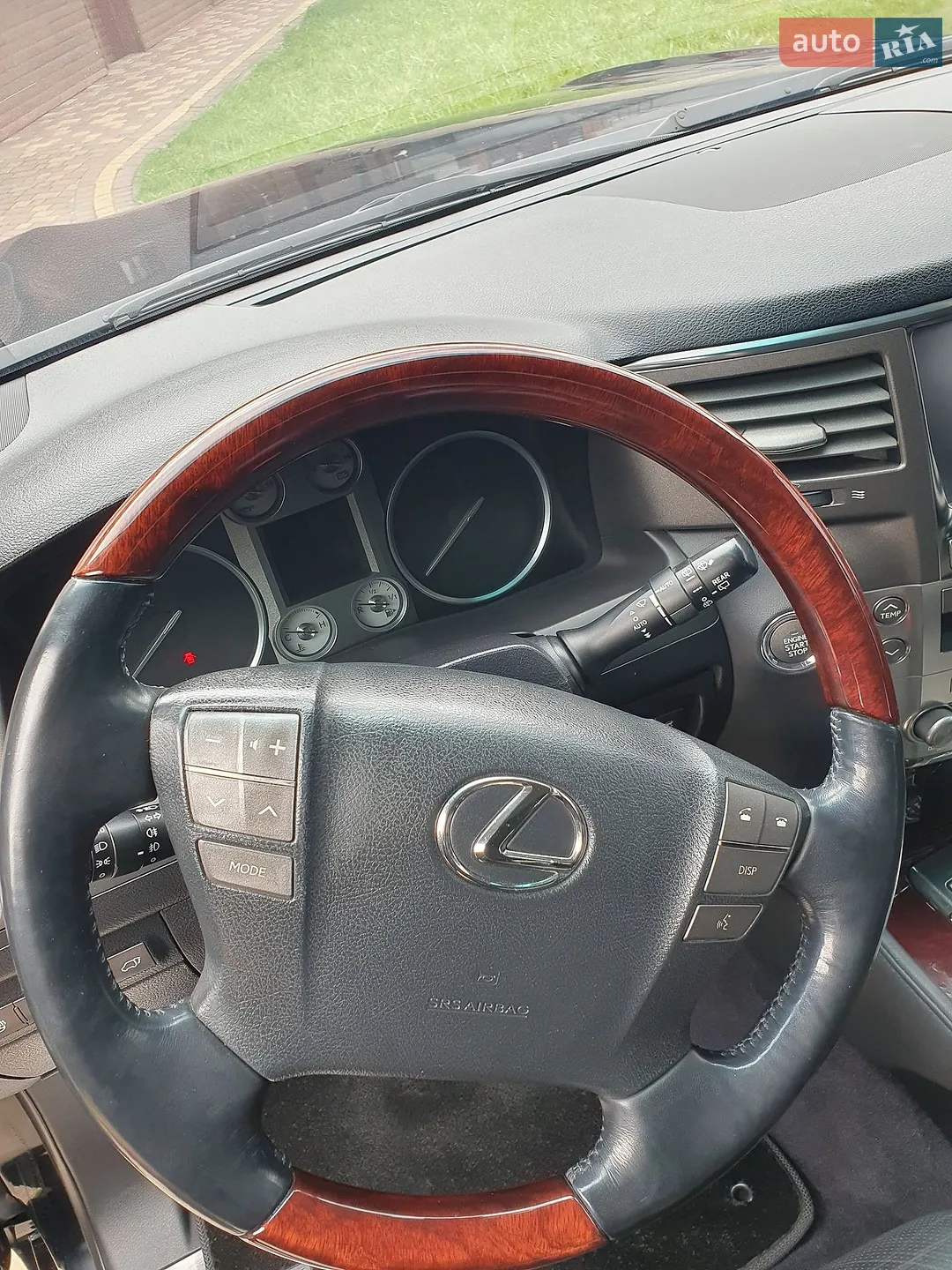 2010 Lexus LX - мініатюра 10