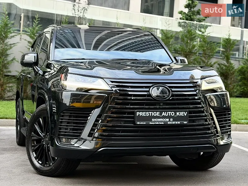 Lexus LX 2022