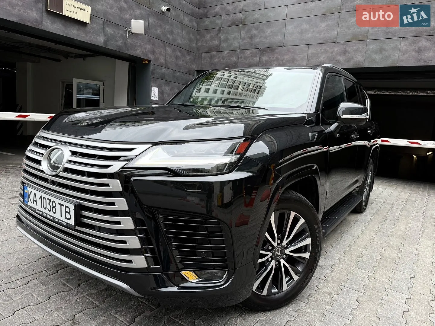 2022 Lexus LX - мініатюра 8