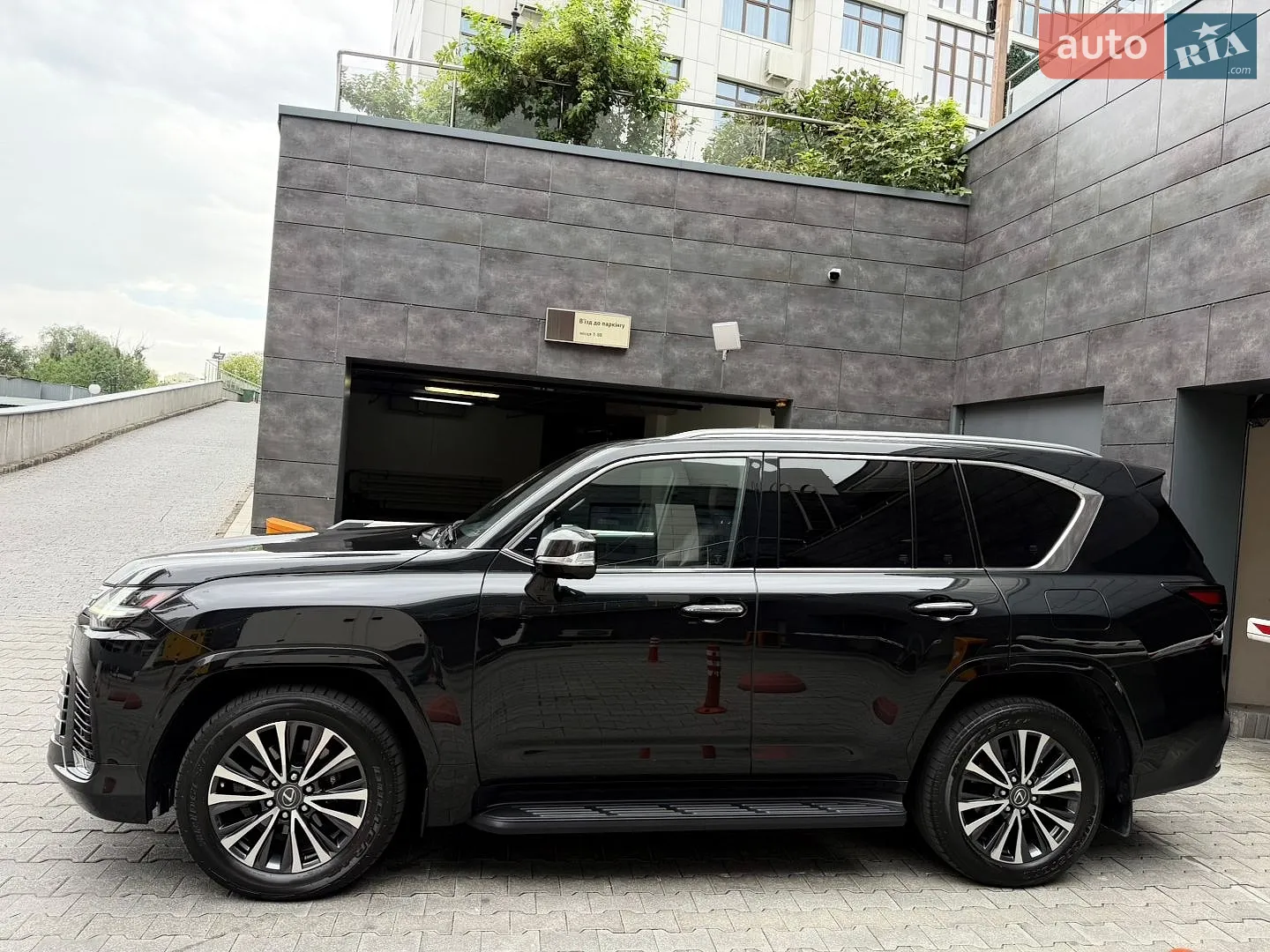 2022 Lexus LX - мініатюра 14
