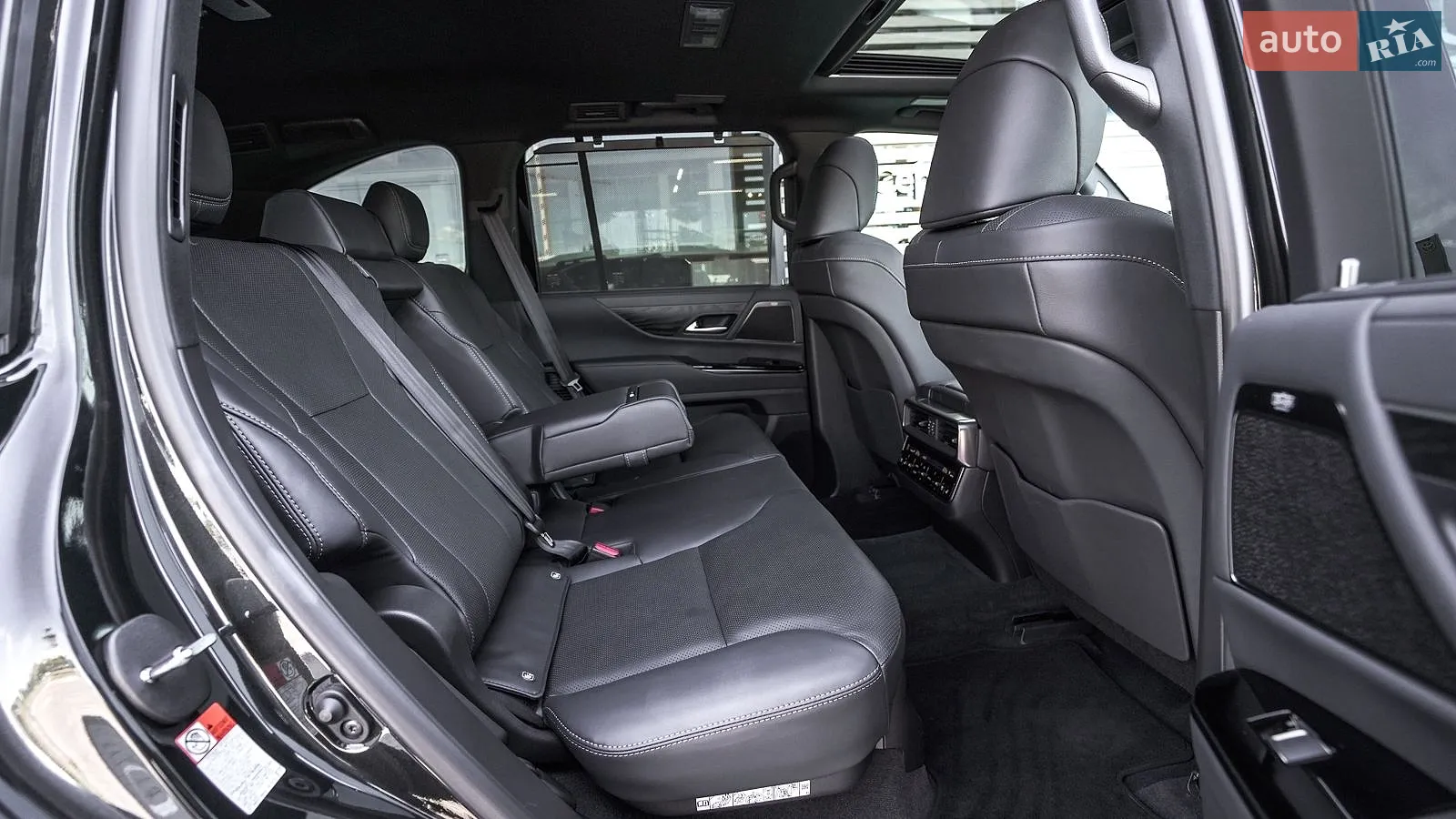 2025 Lexus LX - мініатюра 7