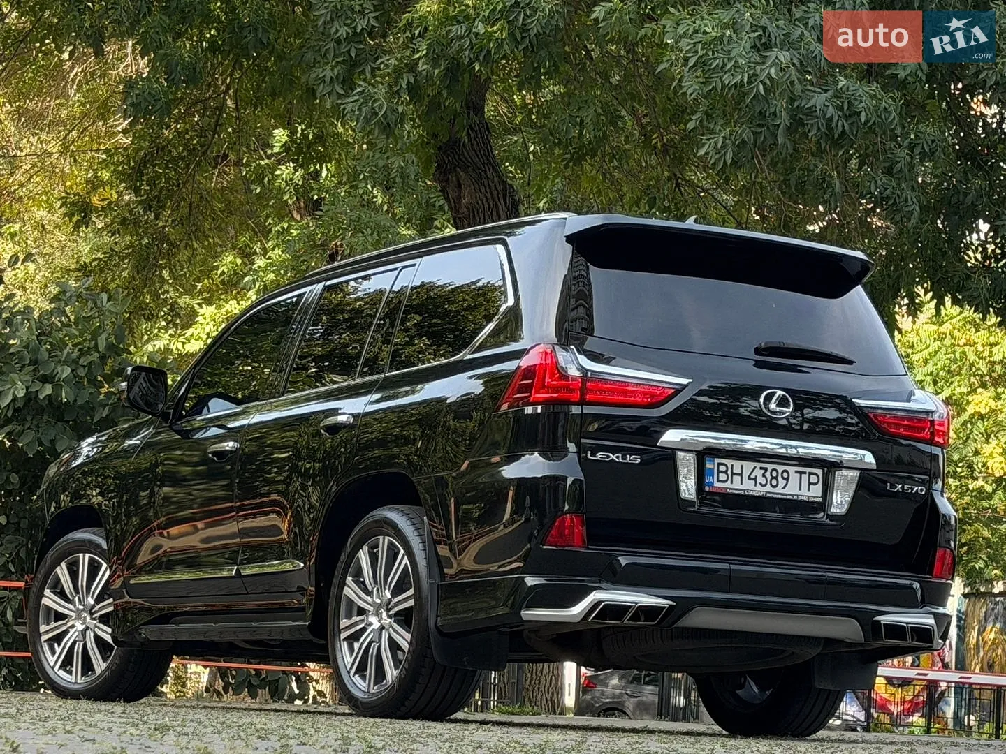 2016 Lexus LX - мініатюра 35