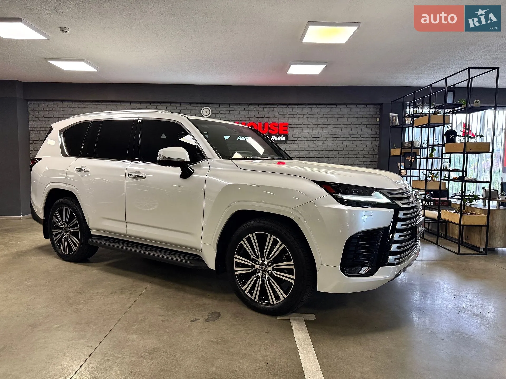2022 Lexus LX - мініатюра 2