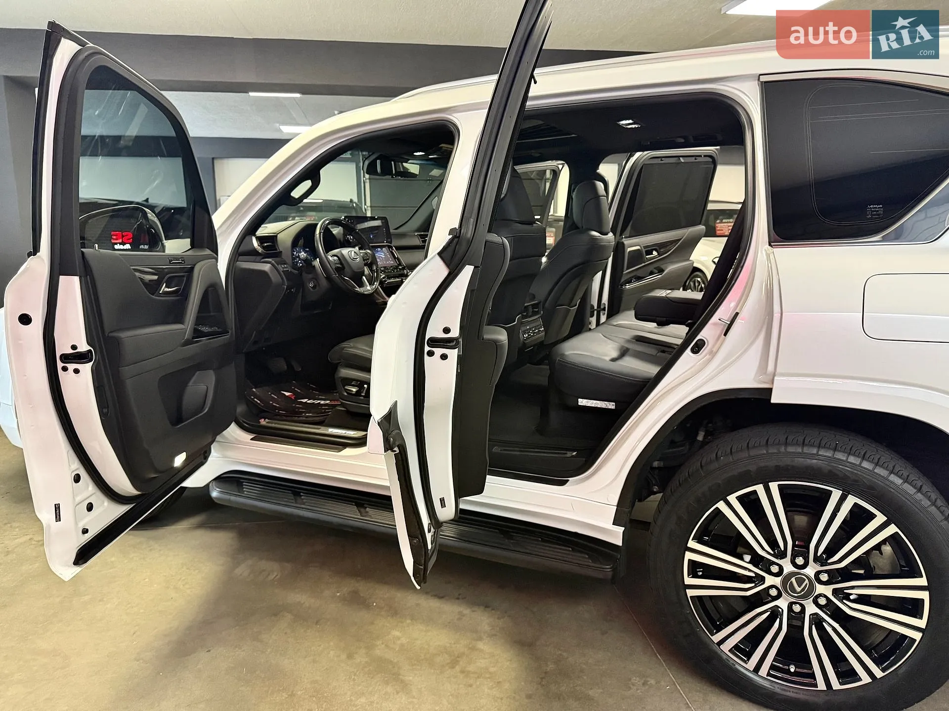 2022 Lexus LX - мініатюра 5