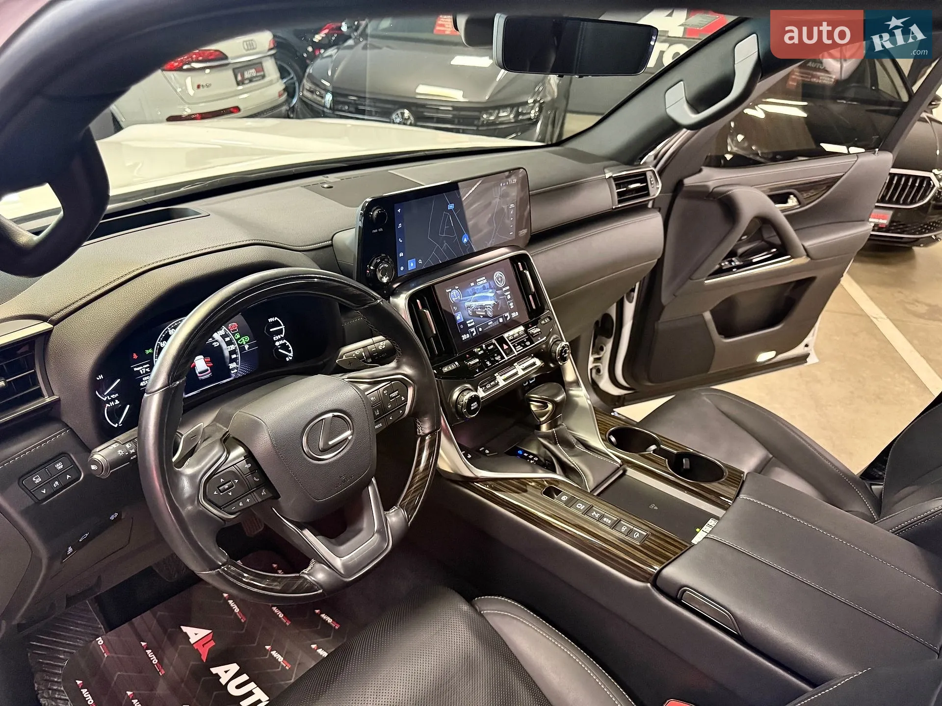 2022 Lexus LX - мініатюра 6