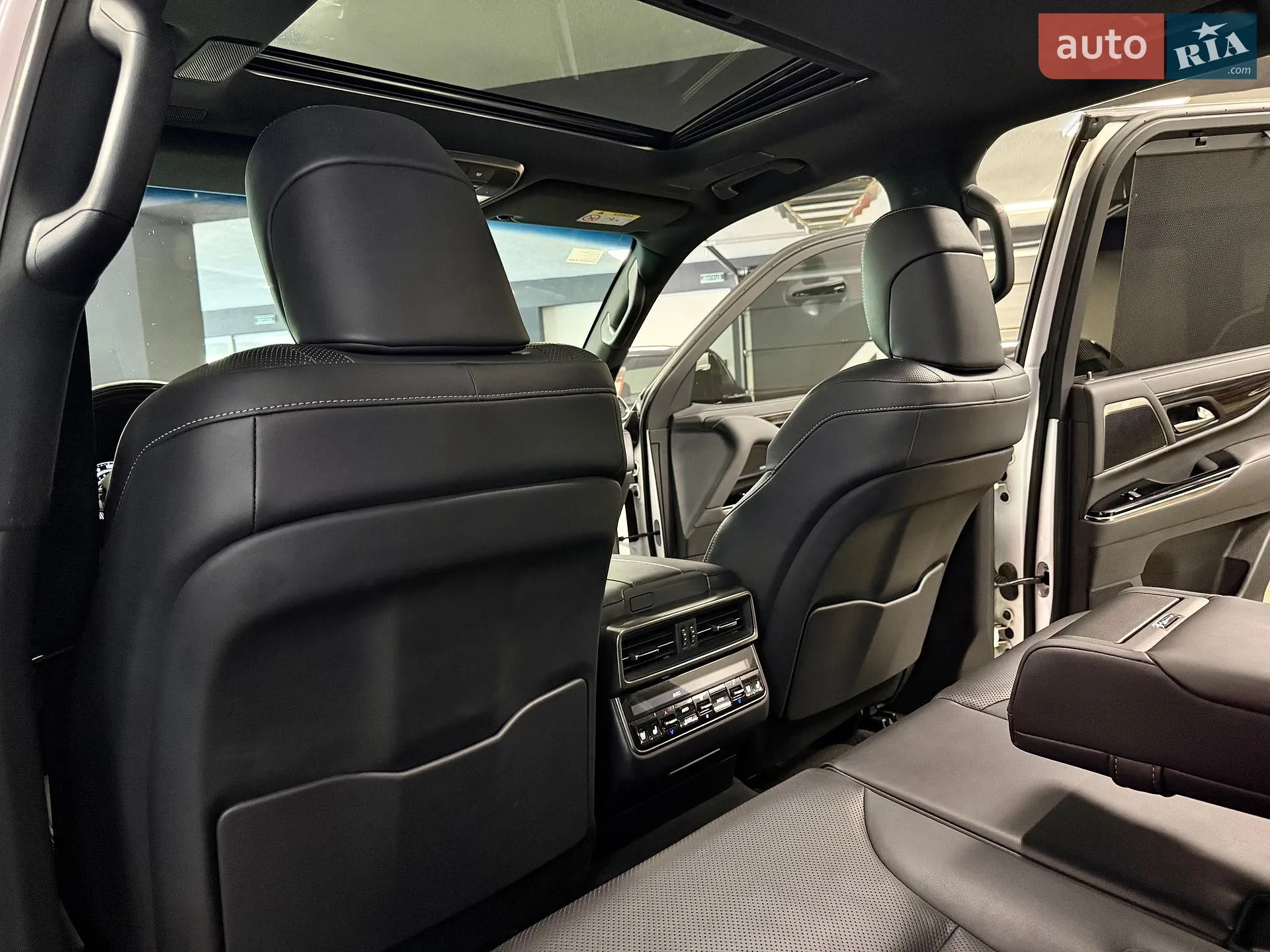 2022 Lexus LX - мініатюра 29