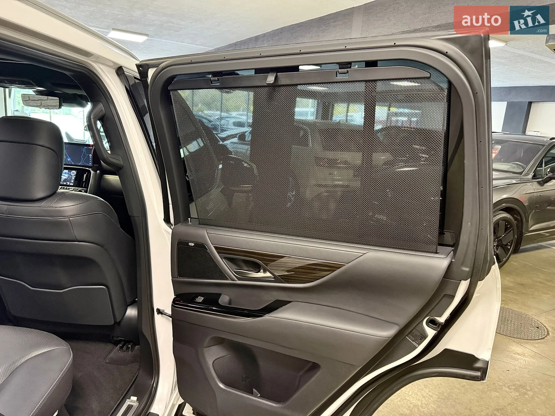 2022 Lexus LX - мініатюра 37