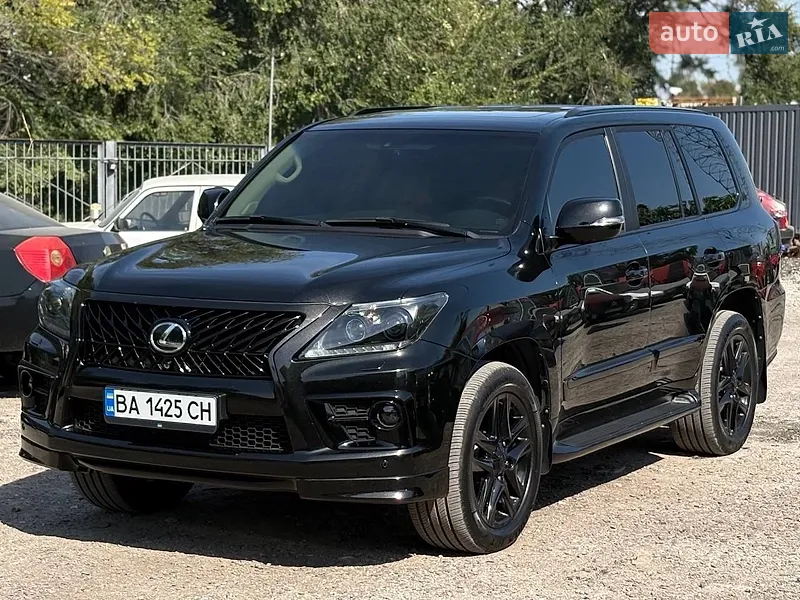 Lexus LX 2012