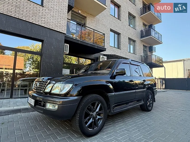 Lexus LX