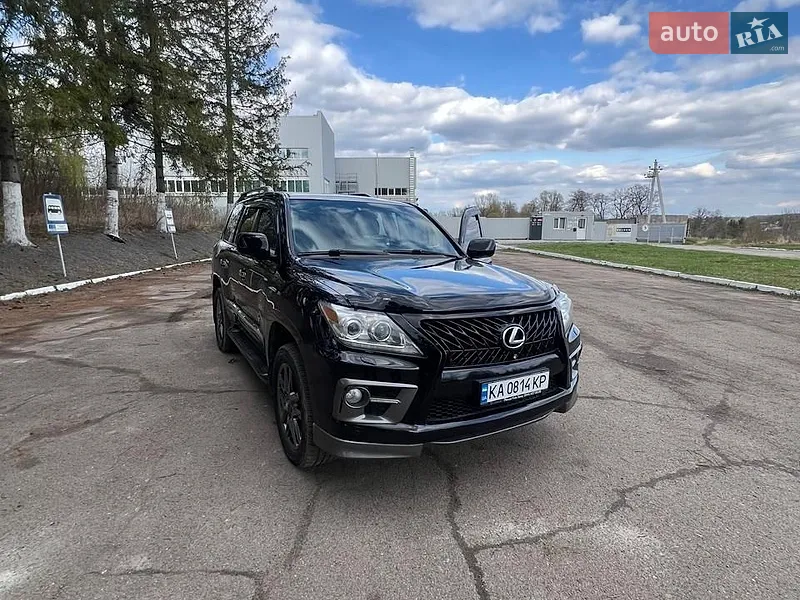 Lexus LX 2008