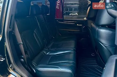 Lexus LX 2018