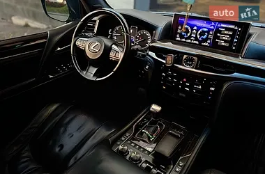 Lexus LX 2018