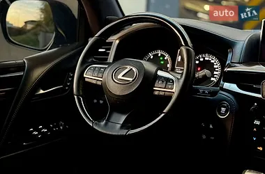 Lexus LX 2018