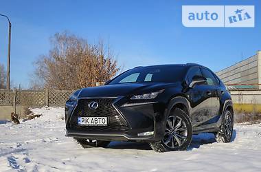 Lexus NX 2015