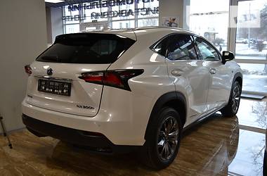 Внедорожник / Кроссовер Lexus NX 2015 в Киеве