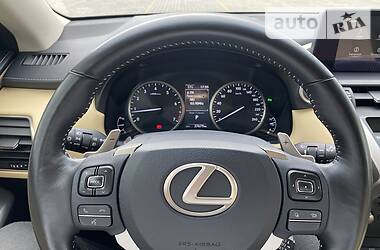 Внедорожник / Кроссовер Lexus NX 2018 в Львове