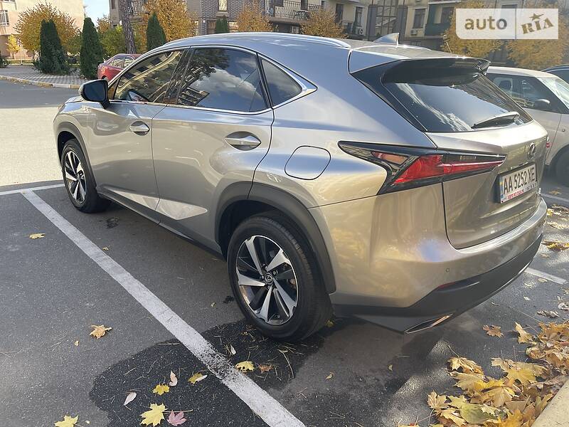 Внедорожник / Кроссовер Lexus NX 2017 в Киеве