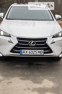 Внедорожник / Кроссовер Lexus NX 2016 в 