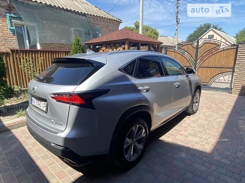 Внедорожник / Кроссовер Lexus NX 2017 в Харькове