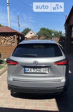 Внедорожник / Кроссовер Lexus NX 2017 в 