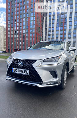 Позашляховик / Кросовер Lexus NX 2018 в Тернополі