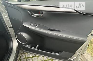 Позашляховик / Кросовер Lexus NX 2019 в 