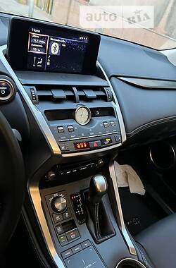 Позашляховик / Кросовер Lexus NX 2021 в Дніпрі