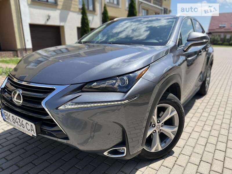 Позашляховик / Кросовер Lexus NX 2017 в Рівному