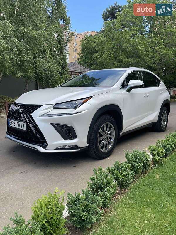 Lexus NX 2017