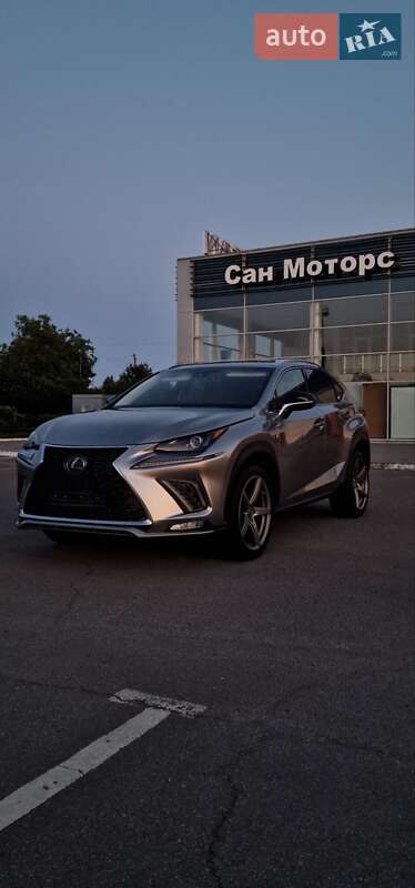 Lexus NX 2019