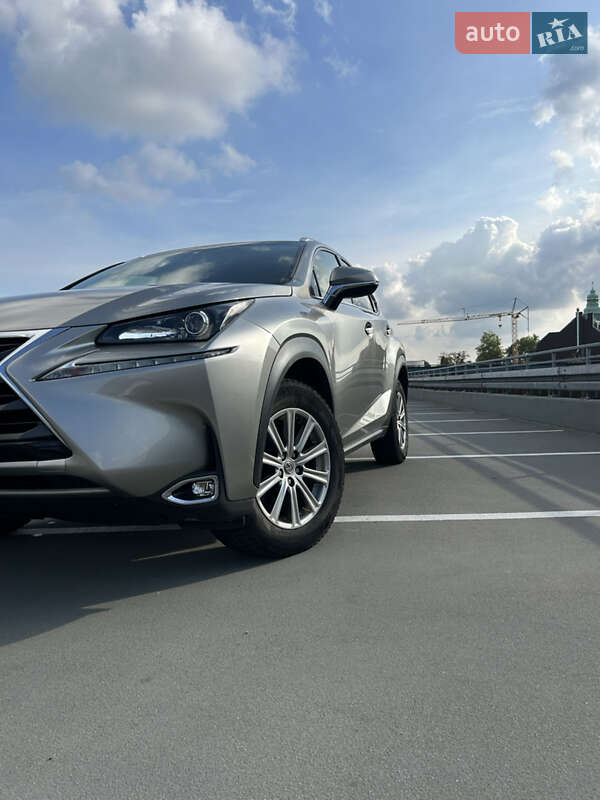 Внедорожник / Кроссовер Lexus NX 2016 в Харькове