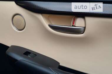 Внедорожник / Кроссовер Lexus NX 2015 в 