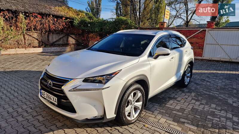 Внедорожник / Кроссовер Lexus NX 2014 в 