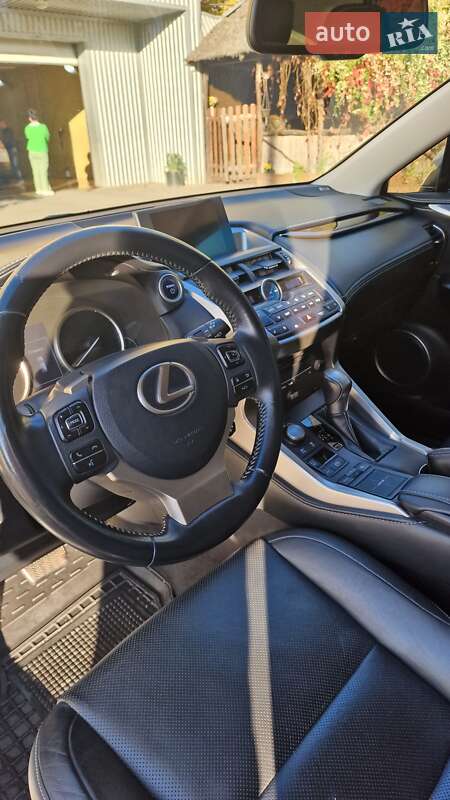 Позашляховик / Кросовер Lexus NX 2014 в Дніпрі