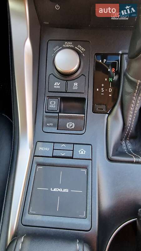 Позашляховик / Кросовер Lexus NX 2014 в Дніпрі