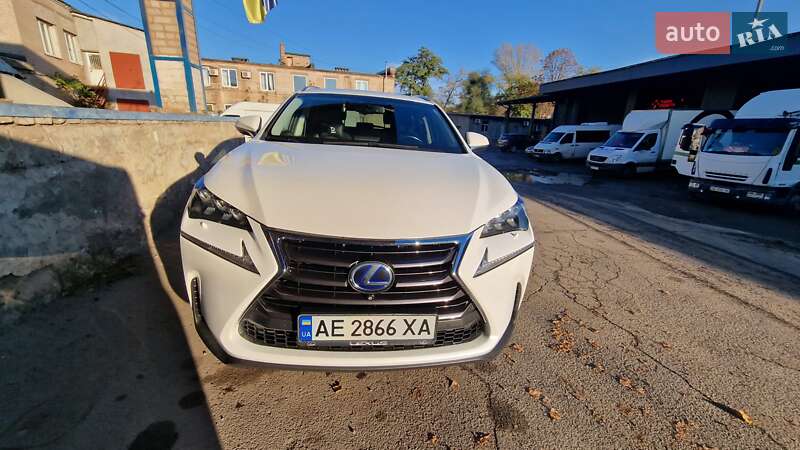 Позашляховик / Кросовер Lexus NX 2014 в Дніпрі