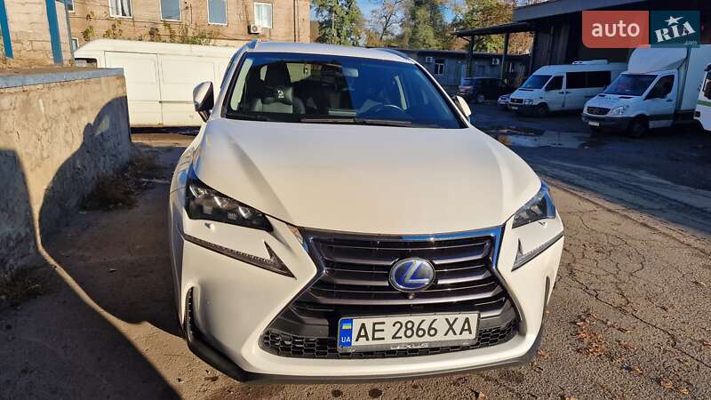 Позашляховик / Кросовер Lexus NX 2014 в Дніпрі