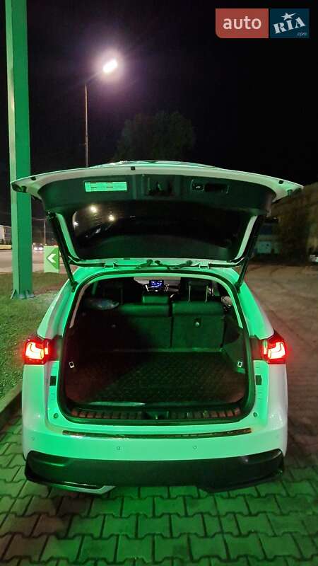 Позашляховик / Кросовер Lexus NX 2014 в Дніпрі