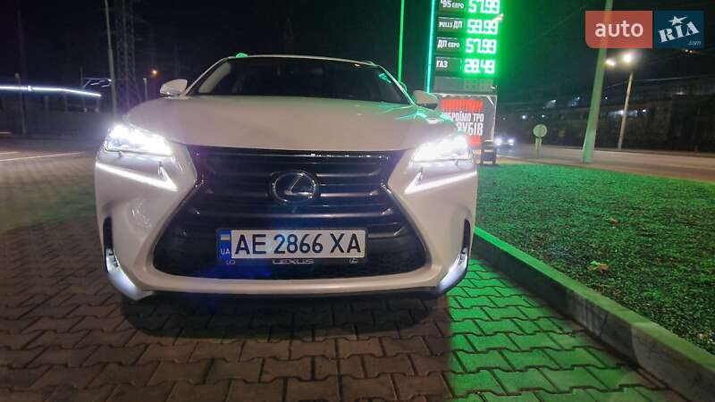 Позашляховик / Кросовер Lexus NX 2014 в Дніпрі