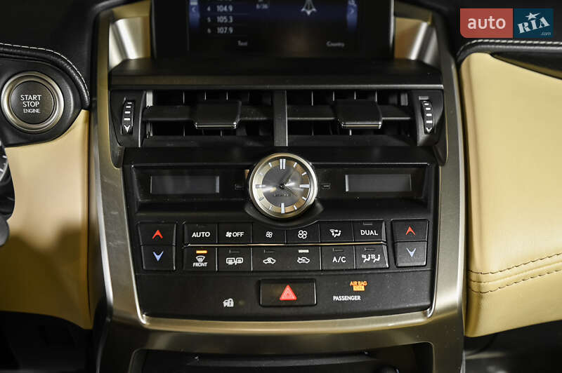 Внедорожник / Кроссовер Lexus NX 2016 в Одессе