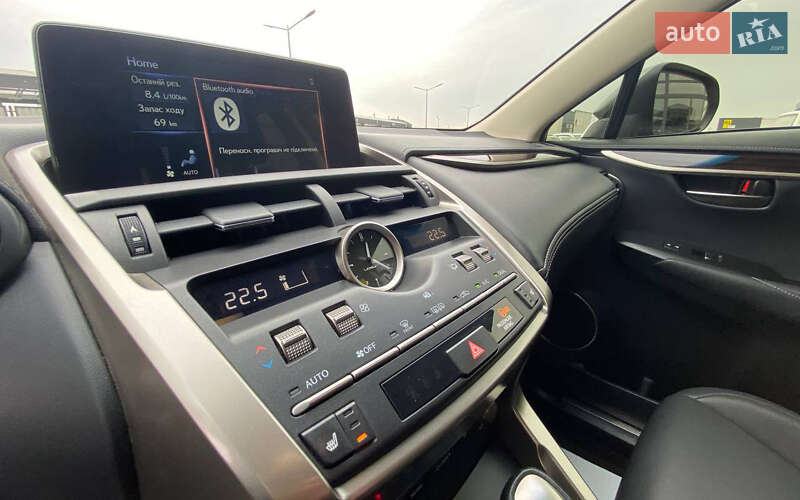 Внедорожник / Кроссовер Lexus NX 2018 в Мукачево